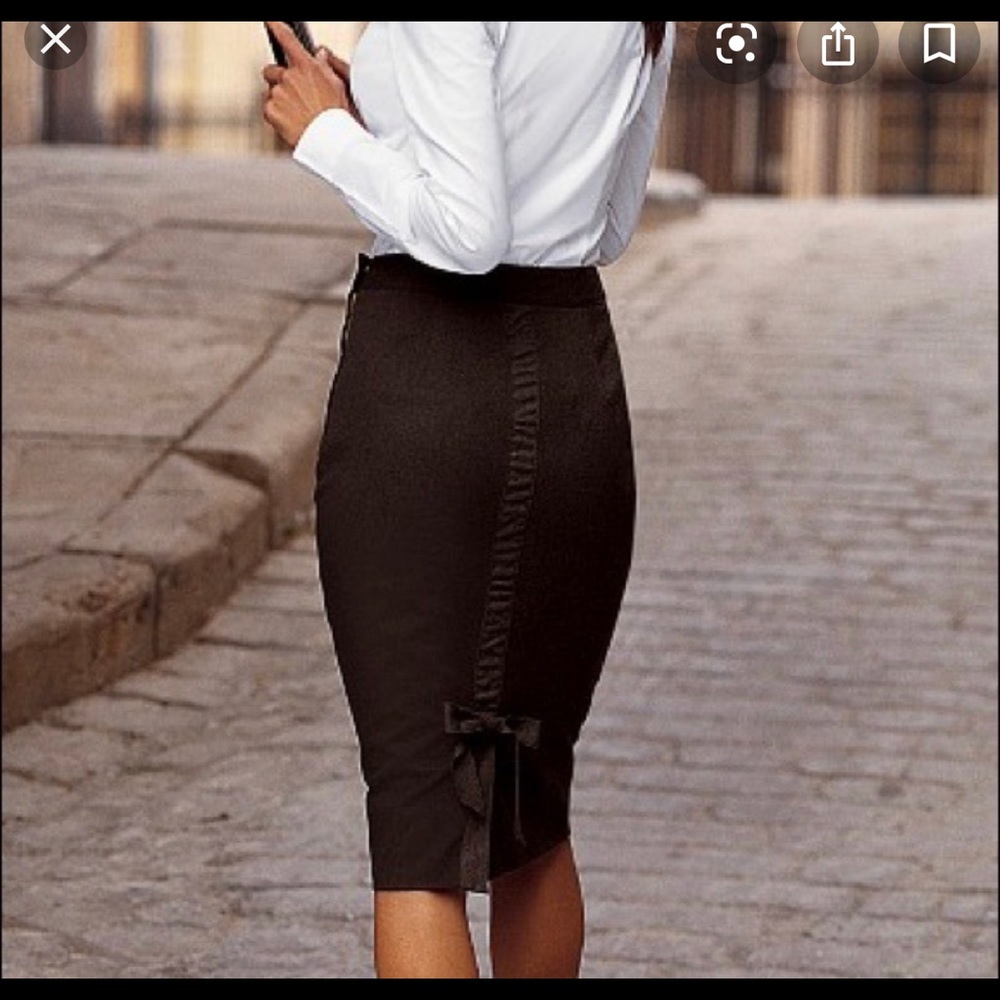 Body by Victoria black skirt size 4